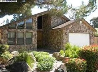 20220 W Ridge Ct, Castro Valley, CA 94546