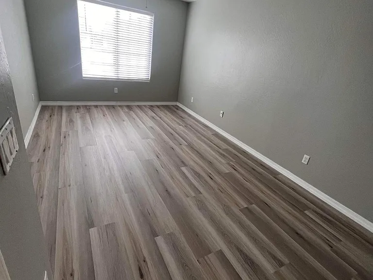 17564 W Evans Dr — Photo 19
