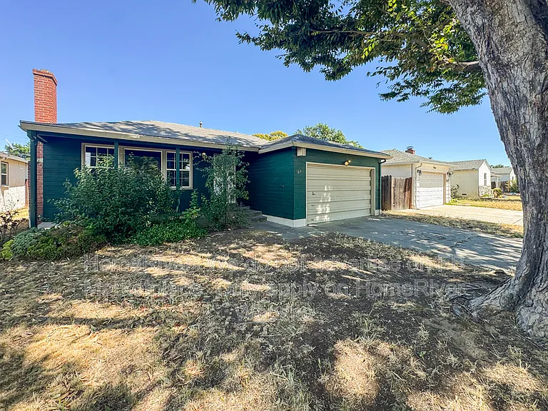 5645 Carmela Way — Photo 15