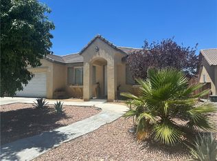 13586 Thunderbird Pl, Victorville, CA 92392