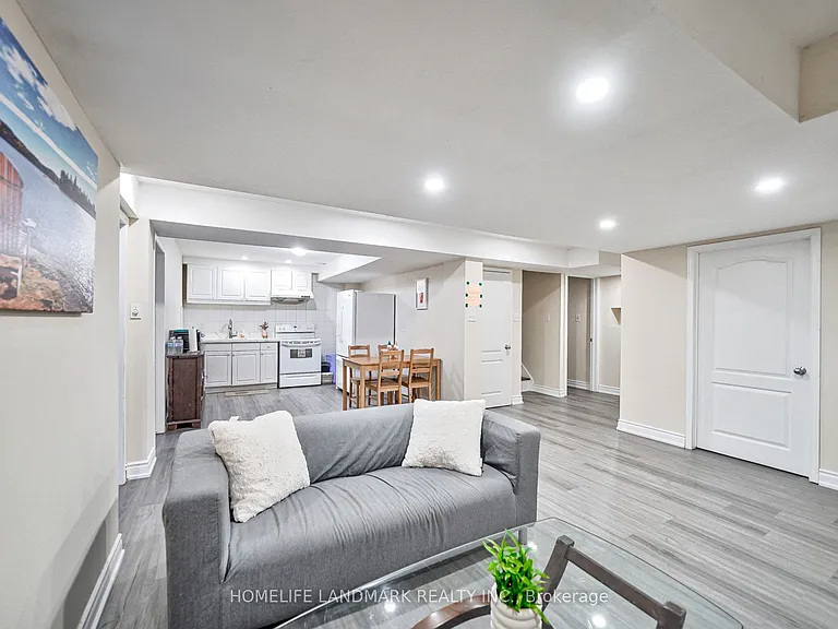 6 Stonebridge Blvd #BASEMENT — Photo 6
