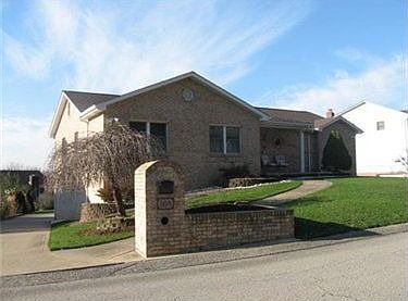 2nd image of 308 Dogwood Dr