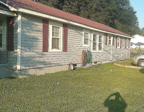 2nd image of 241 N Maple St