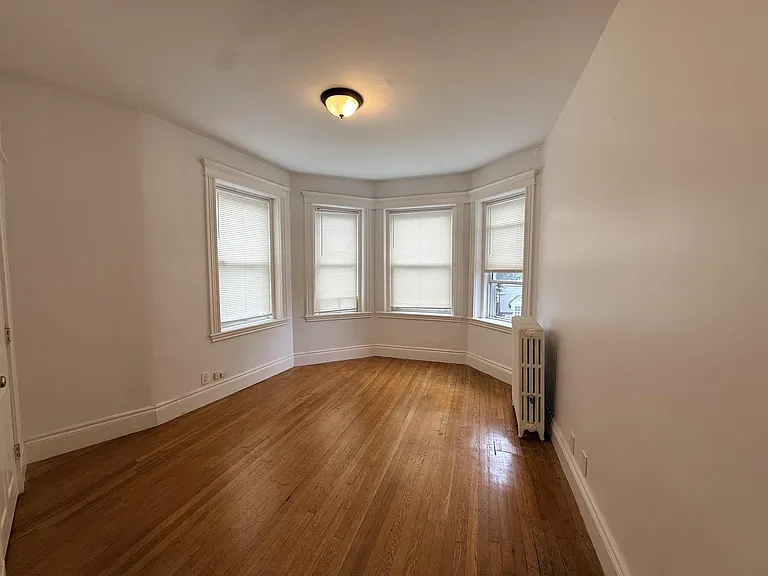 72 Kirkland St #31 — Photo 5