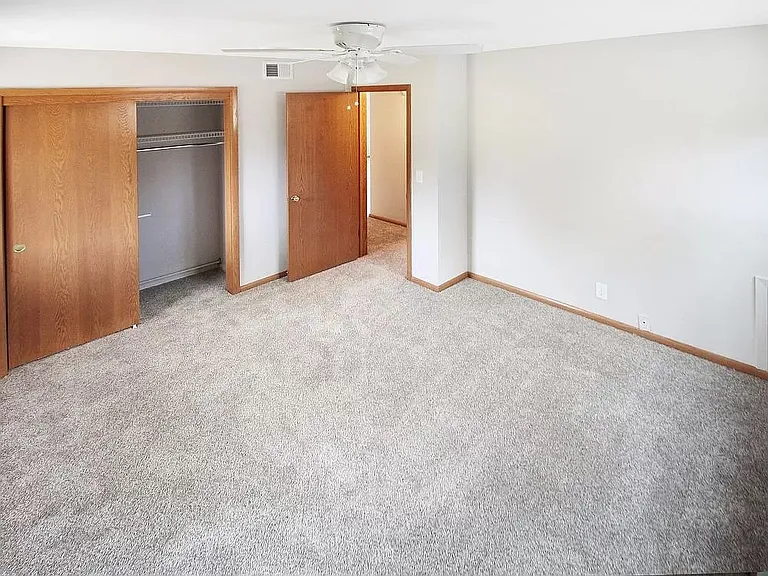 2657 Magnolia Ln N #2 — Photo 7