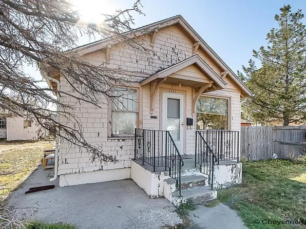 1321 E 23rd St, Cheyenne, WY 82001