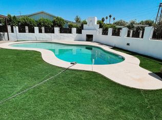 2217 N 40th St, Phoenix, AZ 85008