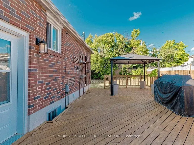46 Appleby Dr #BASEMENT — Photo 17