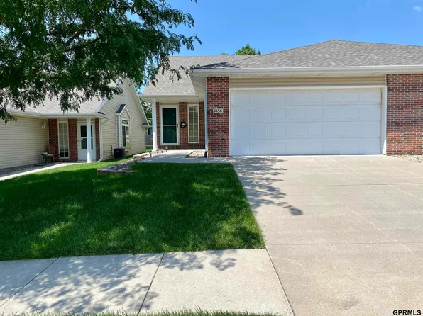1836 N 175th Plz, Omaha, NE 68118
