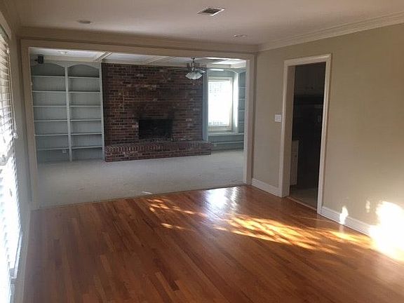 3rd image of 3513 Stardust Dr