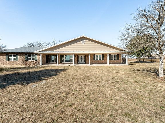 3rd image of 10184 S Us Highway 281 #A