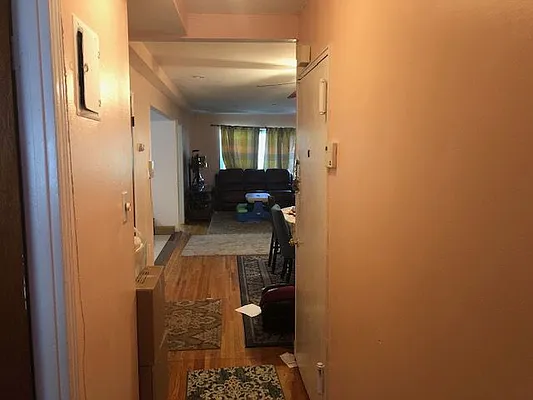 Rented by 18 REALTY | media 4