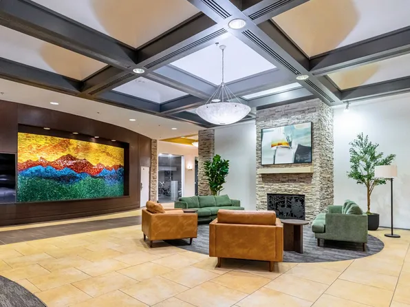 Alta Apartments