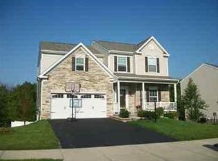 1054 Blackridge Rd, Pittsburgh, PA 15235