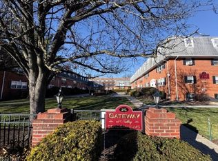 25 River Rd APT A27, Nutley, NJ 07110