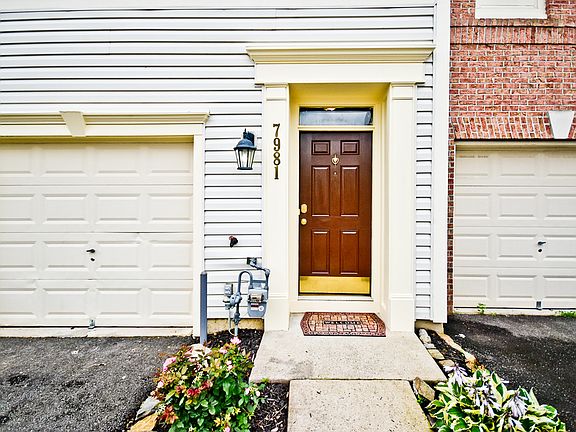 4th image of 7981 Avery Park Ct