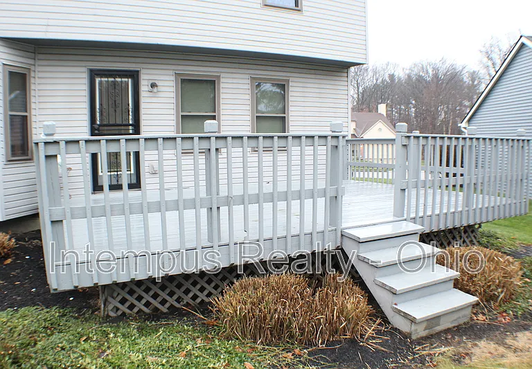 370 Glenside Ln — Photo 35