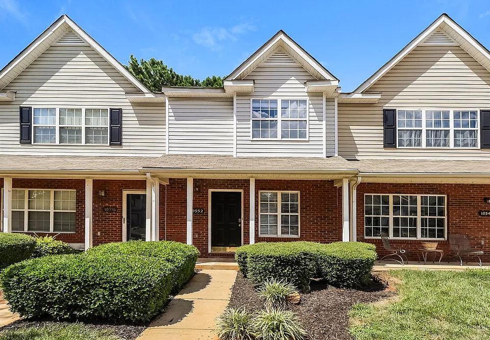 10552 English Setter Way
