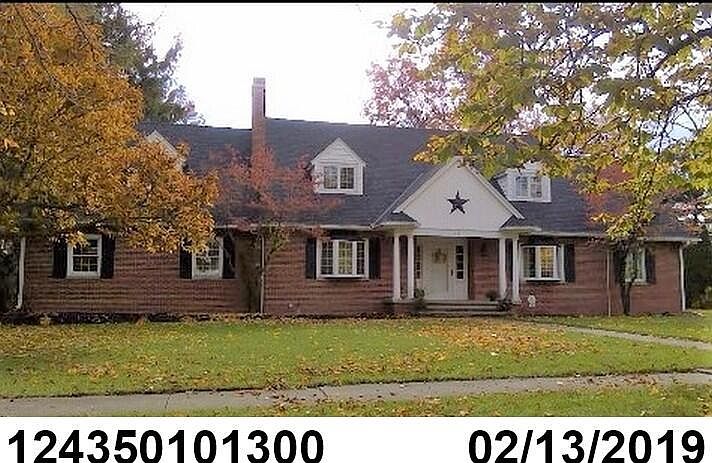 1st image of 655 Bexley Ave