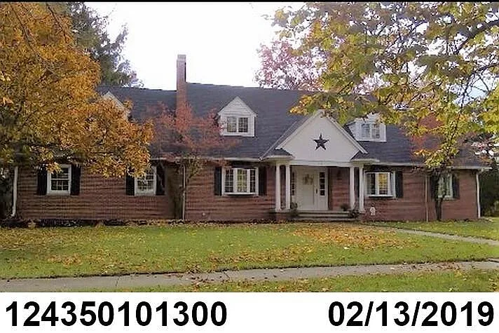 655 Bexley Ave photo 1