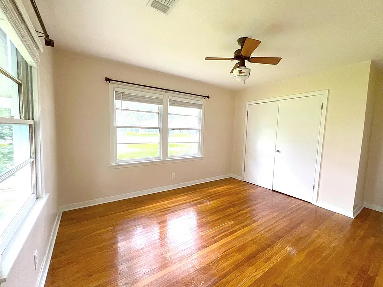 2206 Nancy Lou St — Photo 15