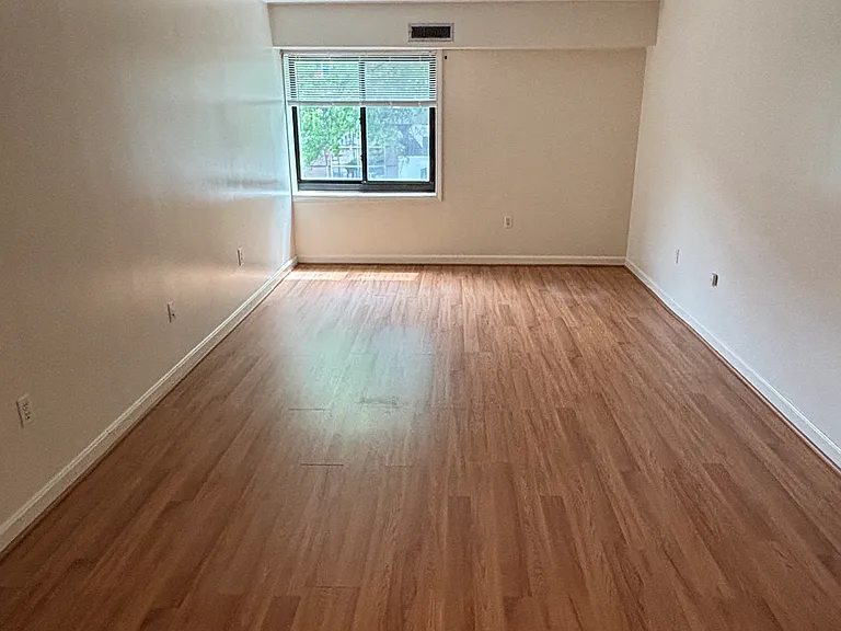 2130 Massachusetts Ave #3D — Photo 3