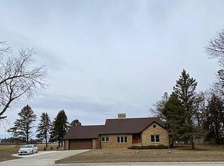 2300 Main Ave, Clear Lake, IA 50428