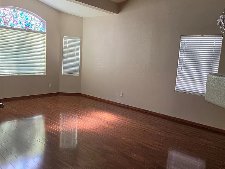 506 Melrose Heights St — Photo 20