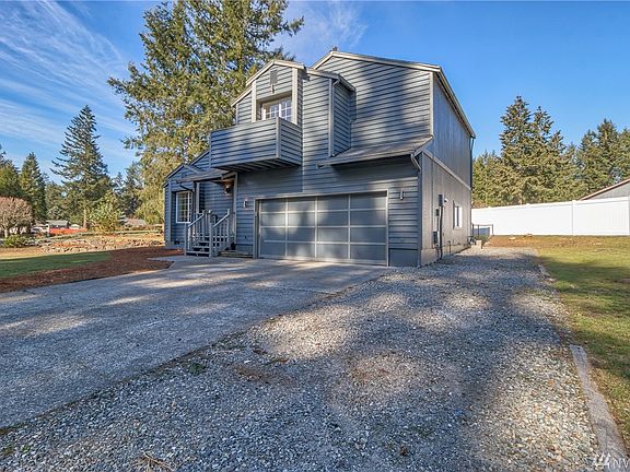 2nd image of 3514 Dartmouth Dr SE