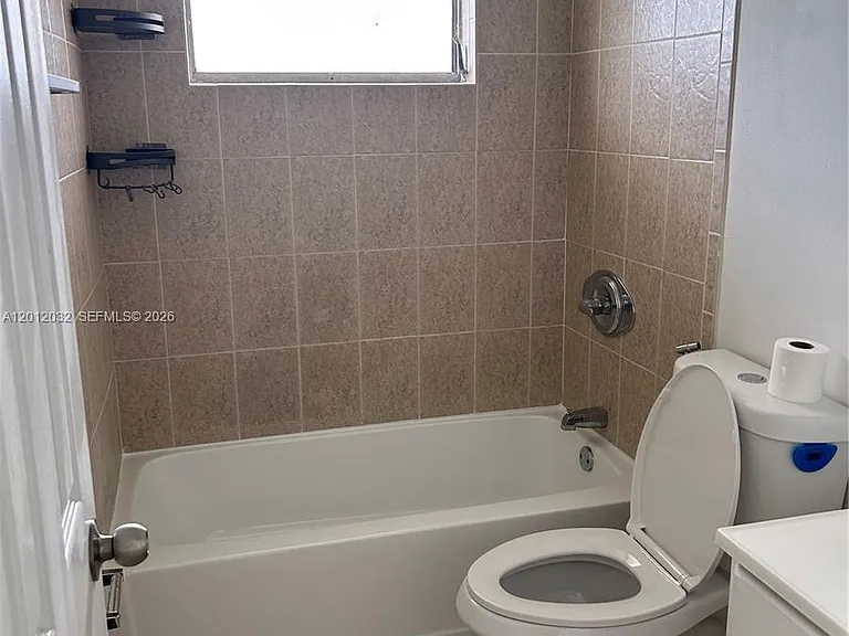 9445 SW 76th St #U6 — Photo 13