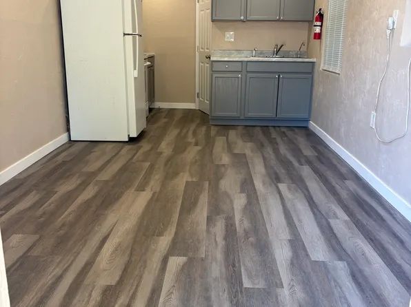 83 Glenmont Dr W #0, North Fort Myers, FL 33917