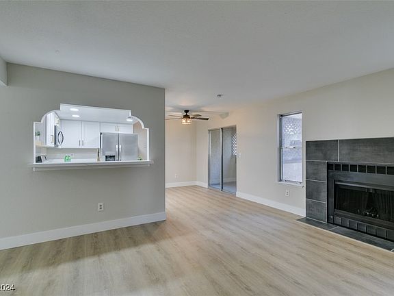 4th image of 5054 Spencer St Unit A