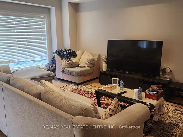 7 Waterview Dr — Photo 15