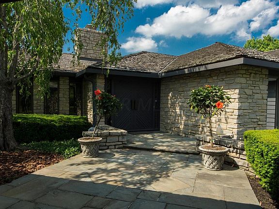 2nd image of 6000 Whittingham Dr