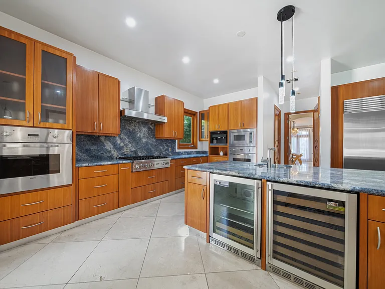 9031 Cresta Dr — Photo 22