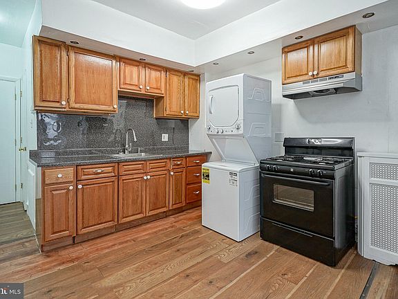 5th image of 510 S 48th St APT 2