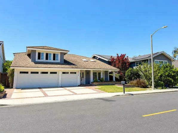 2725 Starbird Dr, Costa Mesa, CA 92626