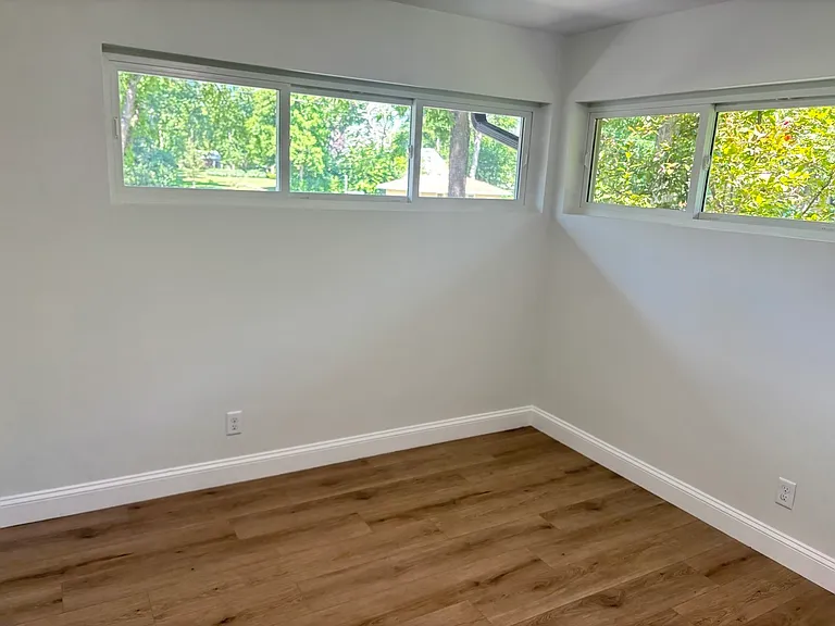 219 James Rd — Photo 14