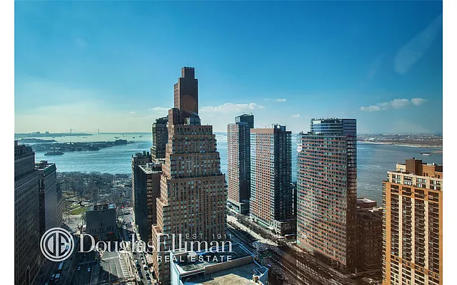 Sold by Douglas Elliman | media 3