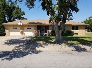419 W Wash St, Jetmore, KS 67854