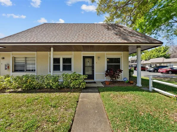 2367 Maben Cir APT P9, Palm Harbor, FL 34683