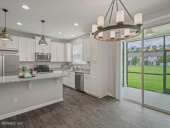 5th image of 91 Nelson Ln