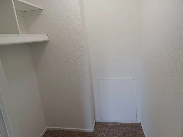 Thornridge Apartments — Photo 71