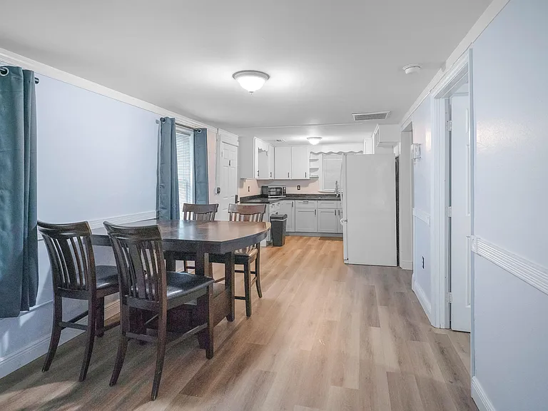 Fir Ave — Photo 6