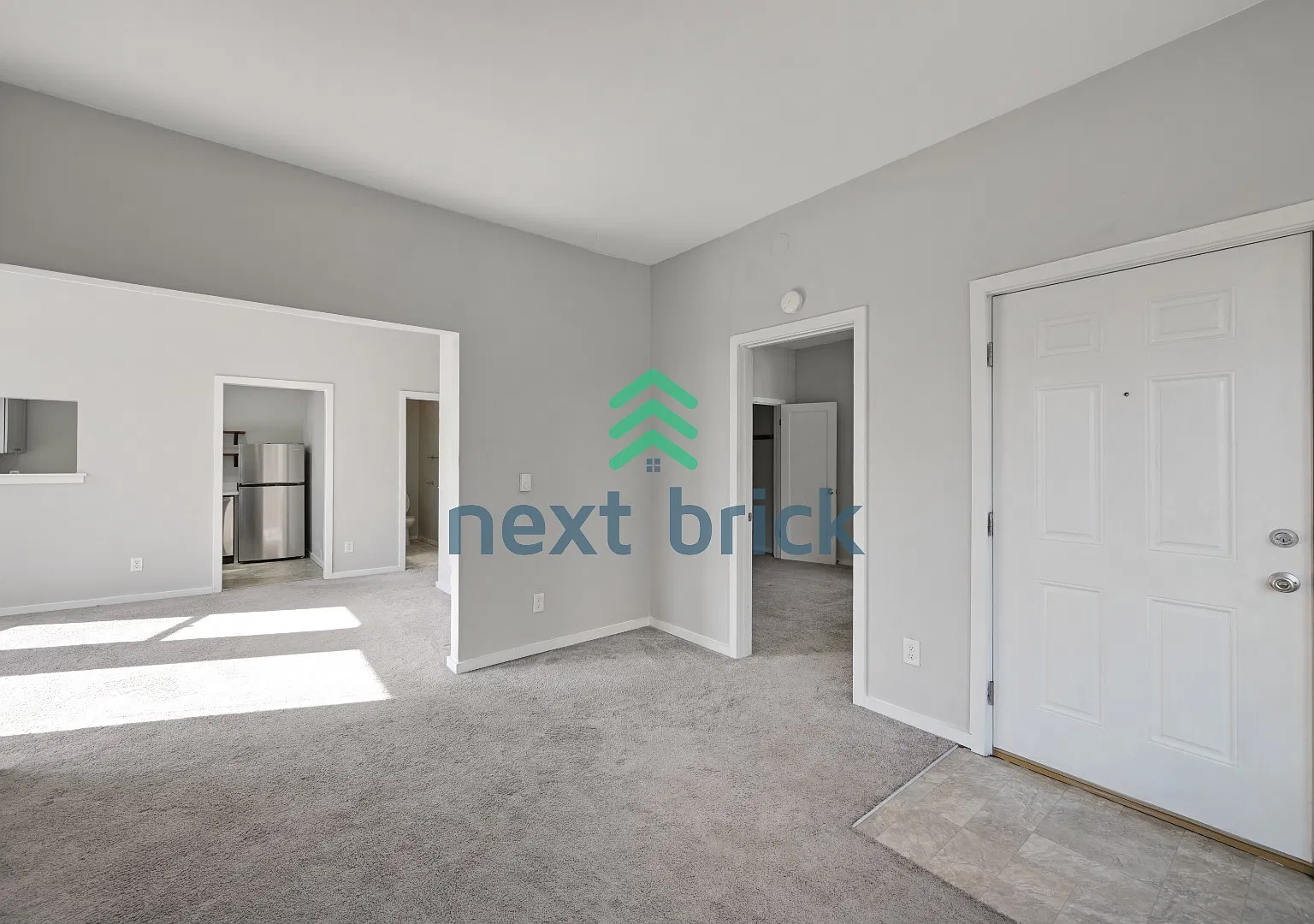 Modern Remodeled 2-Bedroom Apartment in Prime Queen Anne — Photo 4