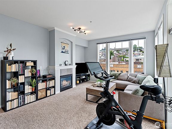 3rd image of 530 4th Avenue W #503
