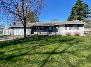 403 S 11th St, Osage, IA 50461
