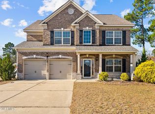 114 Appomattox Dr, Cameron, NC 28326