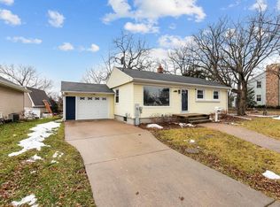 1643 Algoma Blvd, Oshkosh, WI 54901