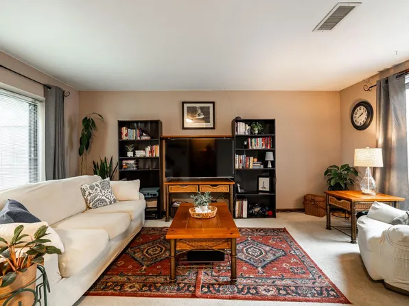8311 North 107th STREET #E, Milwaukee, WI 53224